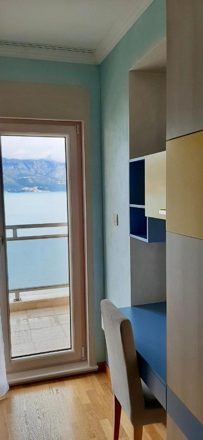 בודווה Panoramic Sea View 3-Bedroom Apartment 50 M From The Sea מראה חיצוני תמונה