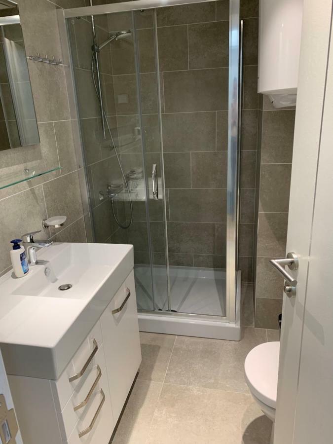 בודווה Panoramic Sea View 3-Bedroom Apartment 50 M From The Sea מראה חיצוני תמונה