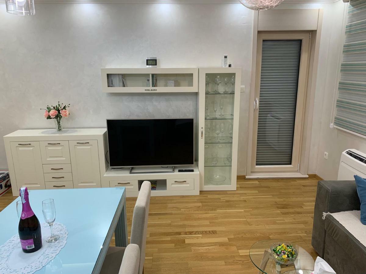 בודווה Panoramic Sea View 3-Bedroom Apartment 50 M From The Sea מראה חיצוני תמונה
